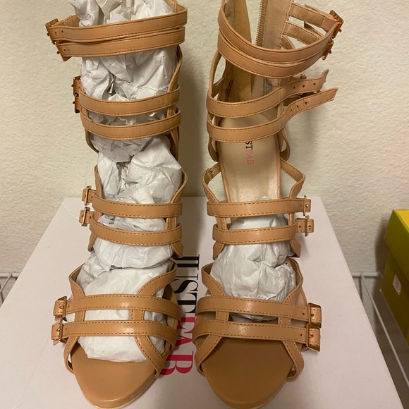 JustFab Shoes - Women neutral size 9